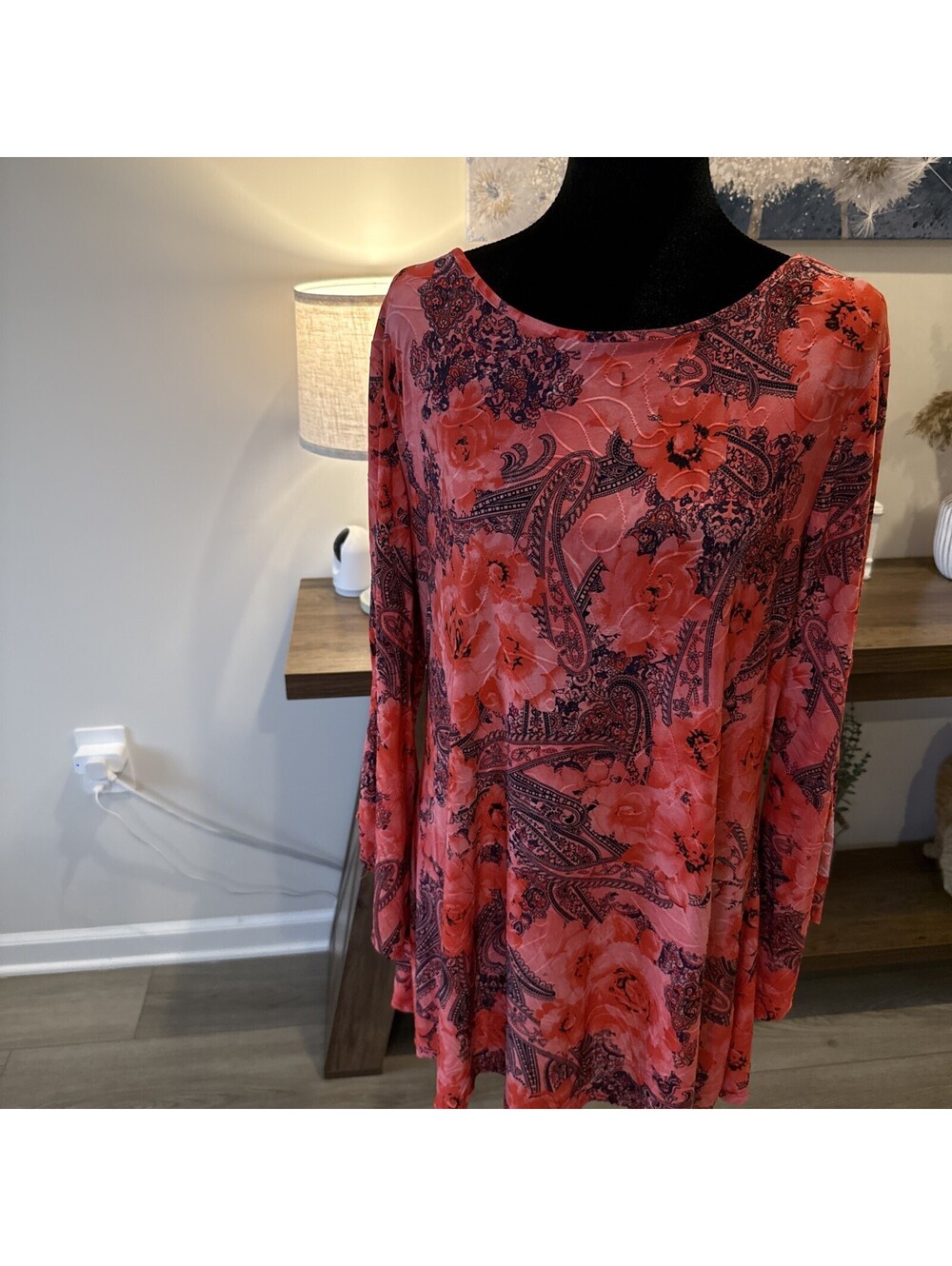 New Direction Size L Split Sleeve Paisley Top